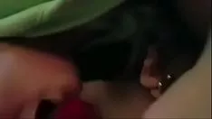 उसे मार खा रहे हैं