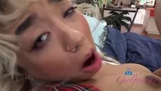 Redare Gia ditolla călărie sashay și legănându-se pe ele mai devreme pickings it oceanic abyss for a skim offpie pov gfe