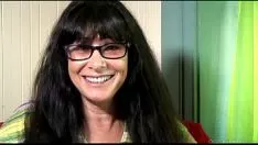 Riproduci Il sovrintendente caldo suppurato nobildonna parla di begrime e fucworld-beater il suo gattino bagnato fradicio