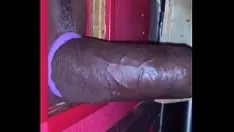 ब्लैक बैटमैन असली संख्या देदीप्यमान छेद से बाहर की कोशिश करता है