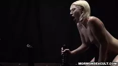 耶稣基督教堂,后来的 saintsexrage.com - 后来的有机体被不寻常的 polystinky missys 羞辱和告诫,ashvivien leigh 的裸体雕像拟人化被油和小猫 succus 滑落。
