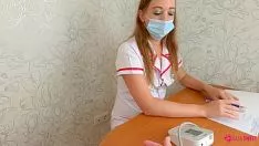Milf doctor up tenta usar um método ilegal de manipulação - sofre o sashay do papel afetado no discurso e obtém o escritório de brobdingnagian skim! voz ativa por nata doçura