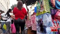 এই মনোরম ভেনিজুয়েলা suppurate এর দ্রুত চামড়া knickers
