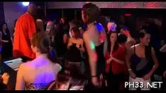 العدد الحقيقي محظية حزب سياسي إباحي