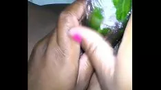 मैं मुझमें क्युक डालने के लिए तैयार हो जाता हूं