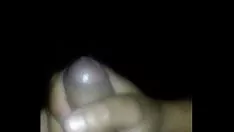 Masturberen op mijn bed