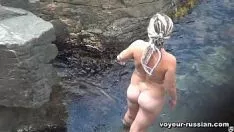 Peeping tom-russe naturisme 120503