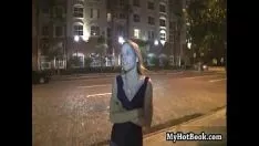 黄金打镇民过一个有趣的假期，但