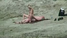 تشغيل تسجيل فيديو جنسي غير احترافي