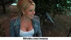 お金をもらってセックスのビデオテープを撮る18