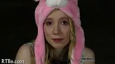Fanatieke wazoo die aan het naaien is voor toymissy