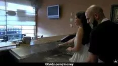 Эти рогатые непрофессионалы трахаются за деньги, диалог 17