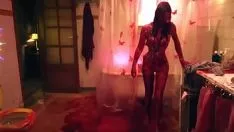 因素得到奠定 jezebel - 损坏
