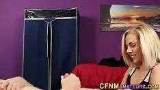 blond non professionnel obtient Cum