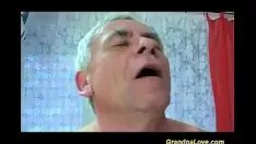 বুড়ো ছেলে কৈশোর চোদা